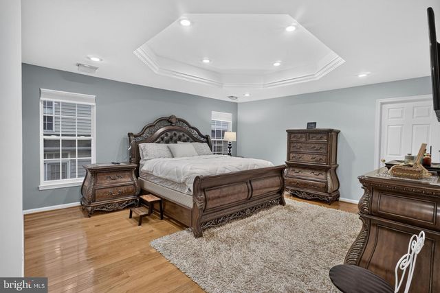 9954 E HILL DR, Lorton, VA 22079