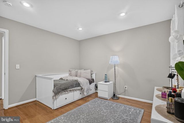 9954 E HILL DR, Lorton, VA 22079