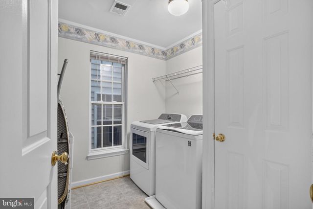 9954 E HILL DR, Lorton, VA 22079