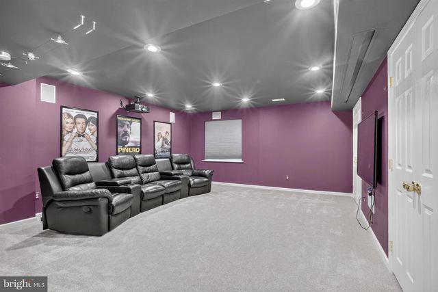 9954 E HILL DR, Lorton, VA 22079