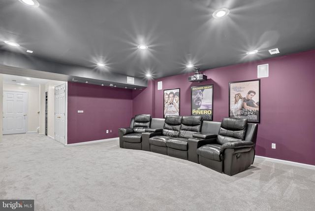 9954 E HILL DR, Lorton, VA 22079