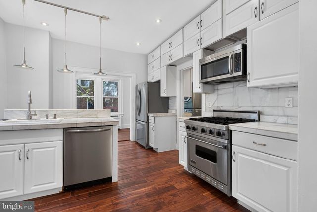4130 MILITARY RD NW, Washington, DC 20015