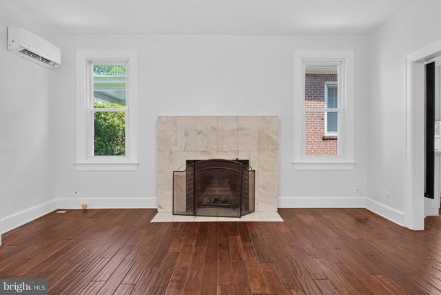 4130 MILITARY RD NW, Washington, DC 20015