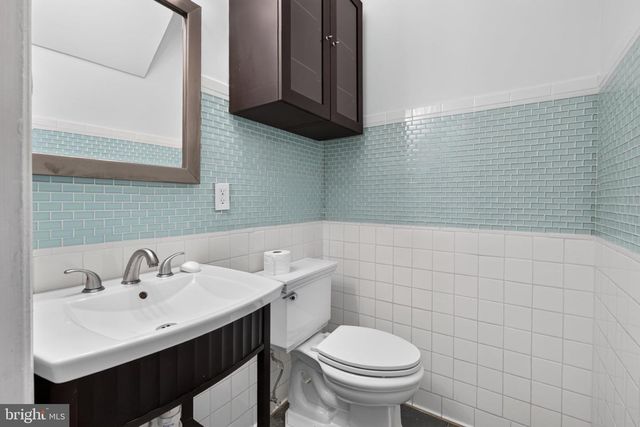 4130 MILITARY RD NW, Washington, DC 20015