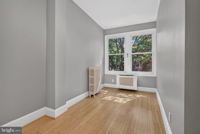 4130 MILITARY RD NW, Washington, DC 20015