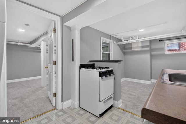 4130 MILITARY RD NW, Washington, DC 20015