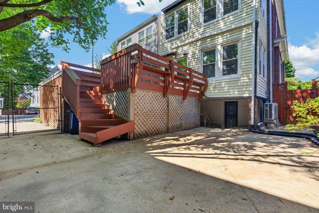 4130 MILITARY RD NW, Washington, DC 20015