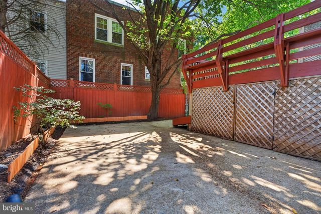 4130 MILITARY RD NW, Washington, DC 20015