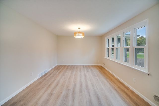 6933 East River Road, Rush, NY 14543