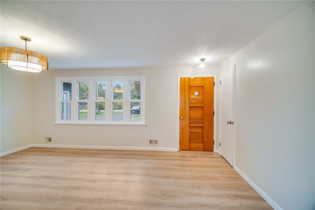 6933 East River Road, Rush, NY 14543
