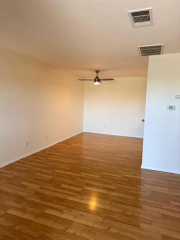 675 N Los Felices Circle W 210, Palm Springs, CA 92262