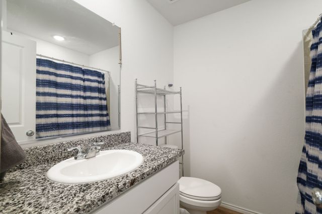 1445 Sterling Way, Ferris, TX 75125