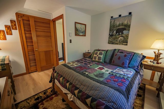 180 Debbie Higgins Lane, Wardsboro, VT 05355