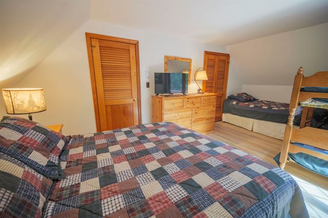 180 Debbie Higgins Lane, Wardsboro, VT 05355