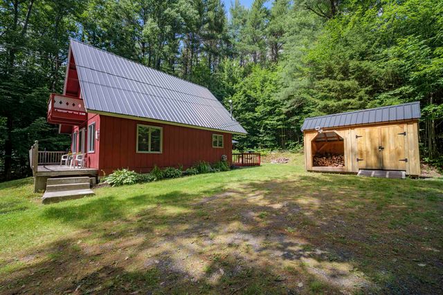 180 Debbie Higgins Lane, Wardsboro, VT 05355