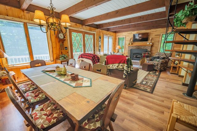 180 Debbie Higgins Lane, Wardsboro, VT 05355