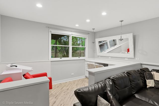 2109 Hitching Post Lane, Schaumburg, IL 60194
