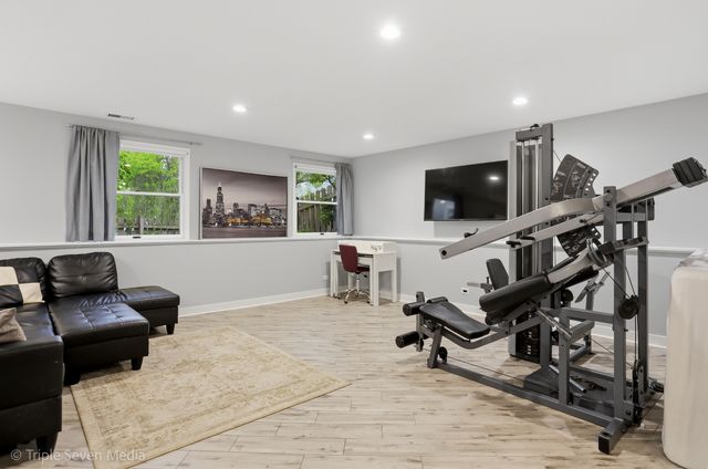 2109 Hitching Post Lane, Schaumburg, IL 60194