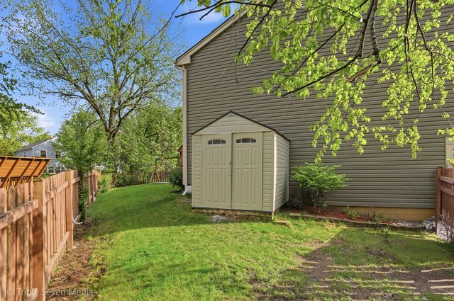 2109 Hitching Post Lane, Schaumburg, IL 60194