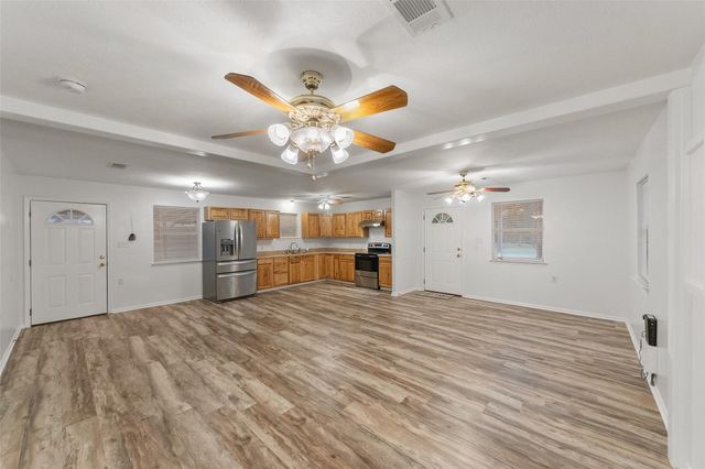 15 Hill Lane, Coldspring, TX 77331