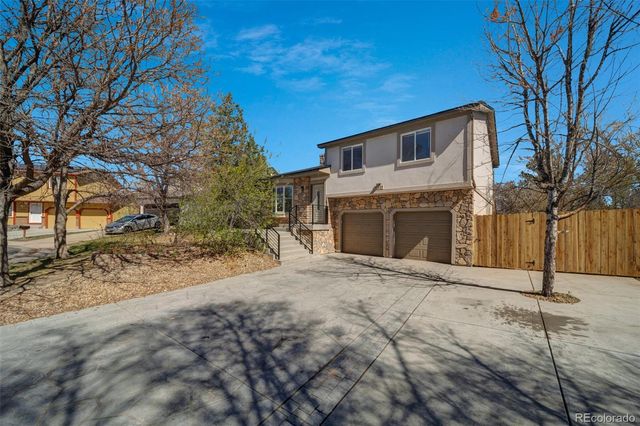 11538 E Highline Place, Aurora, CO 80010
