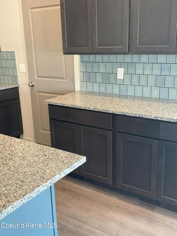 218 S TREELINE STREET, Airway Heights, WA 99001