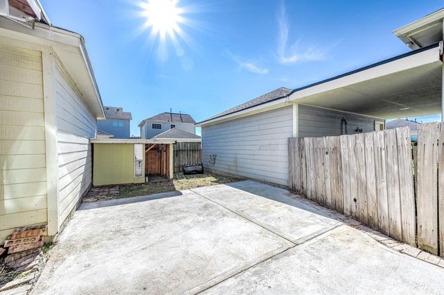 6458 Provident Green Drive, Katy, TX 77449