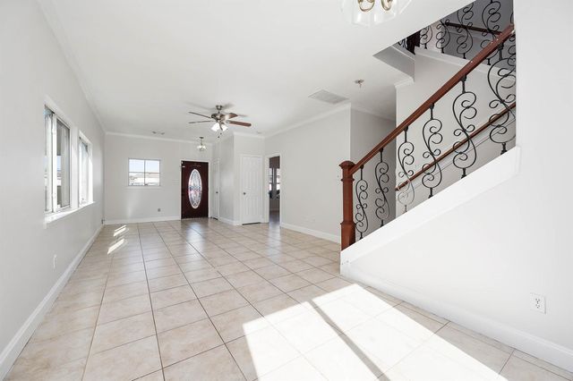 6458 Provident Green Drive, Katy, TX 77449