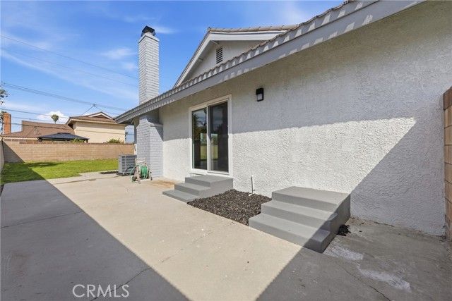 19717 Alonda, Carson, CA 90746