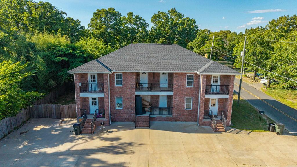 173 A & B Hershell Road, Hot Springs, AR 71913