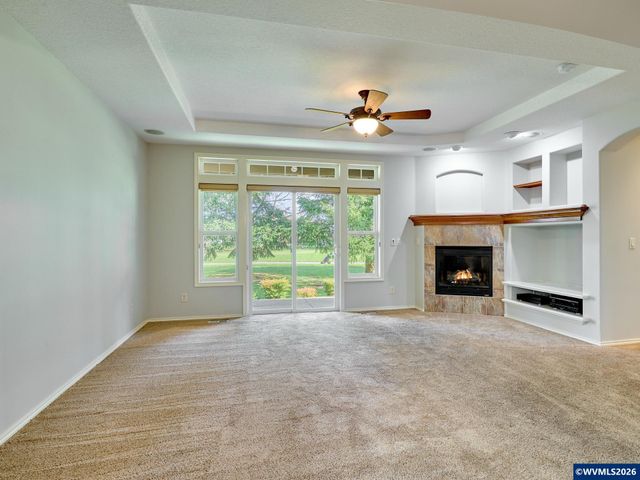 693 Fairwood, Woodburn, OR 97071