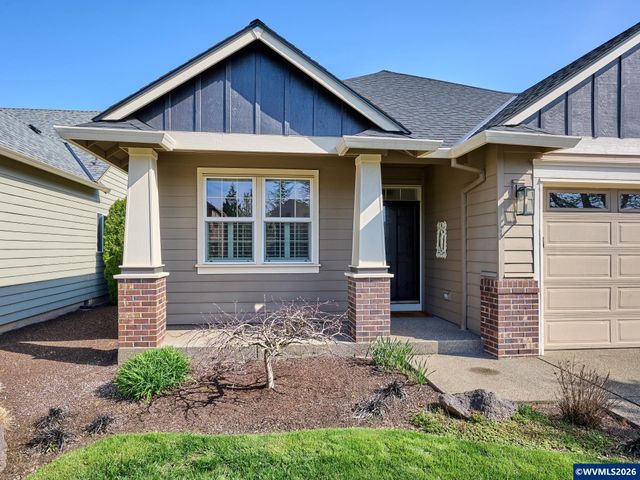 693 Fairwood, Woodburn, OR 97071