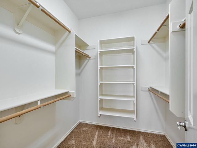 693 Fairwood, Woodburn, OR 97071