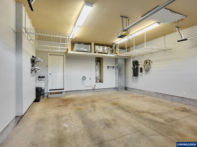 693 Fairwood, Woodburn, OR 97071