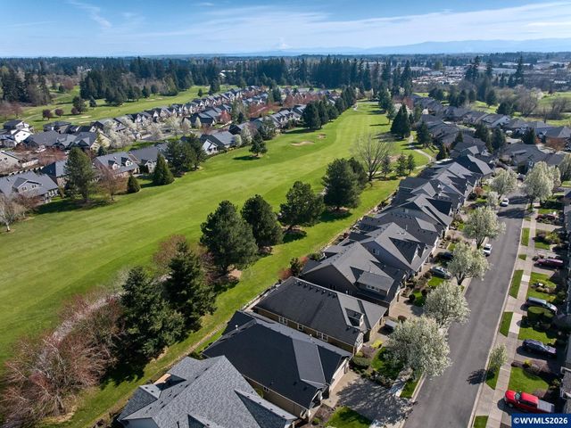 693 Fairwood, Woodburn, OR 97071