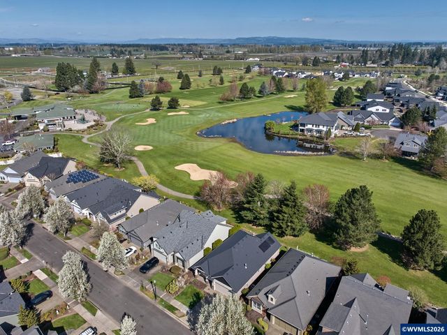 693 Fairwood, Woodburn, OR 97071