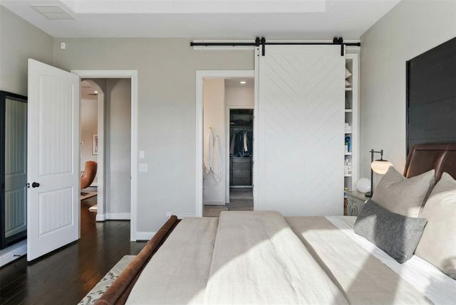 215 Rocky Coast DR, Lakeway, TX 78738