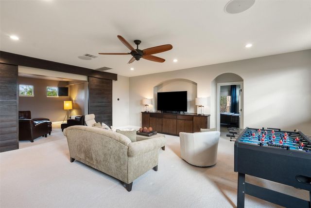 215 Rocky Coast DR, Lakeway, TX 78738