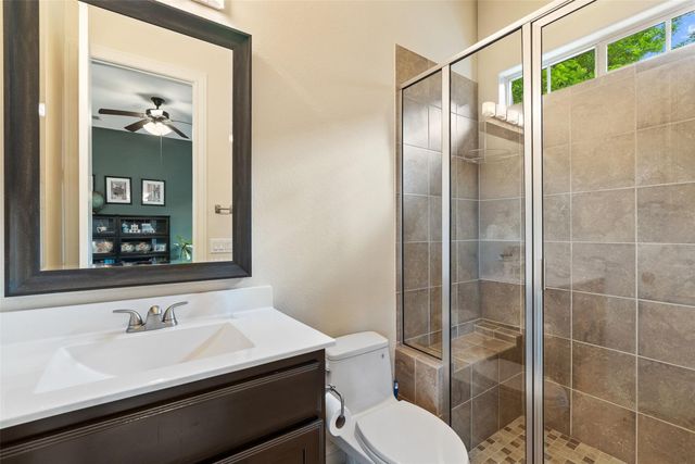 215 Rocky Coast DR, Lakeway, TX 78738