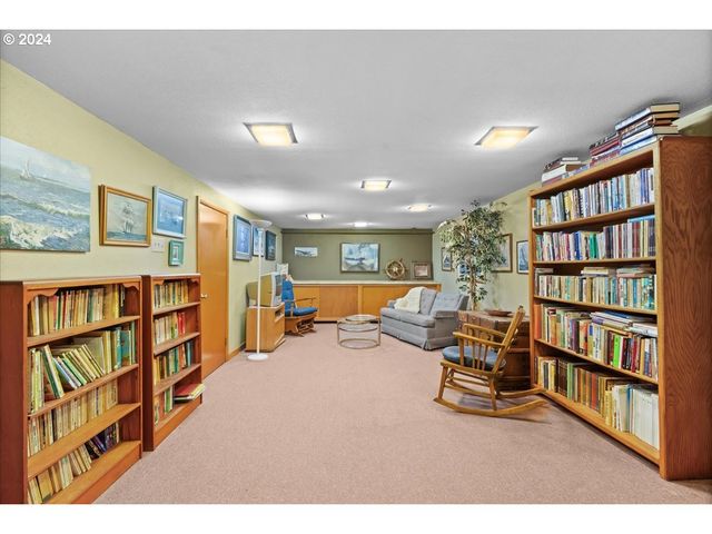 2119 B St, Forest Grove, OR 97116