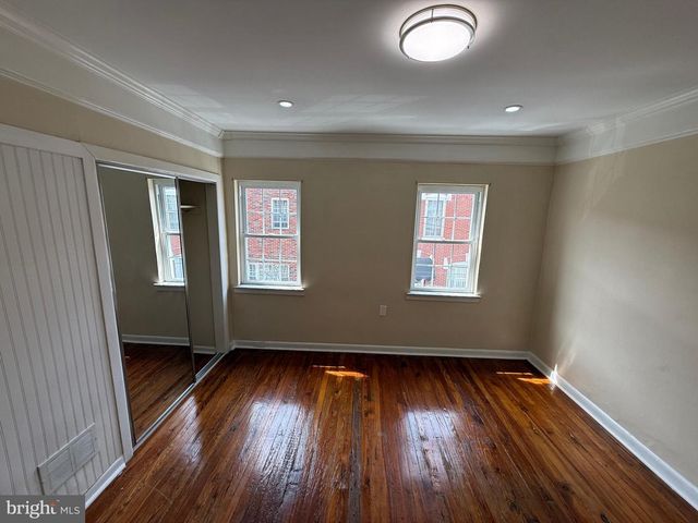 2527 S HICKS ST, Philadelphia, PA 19145