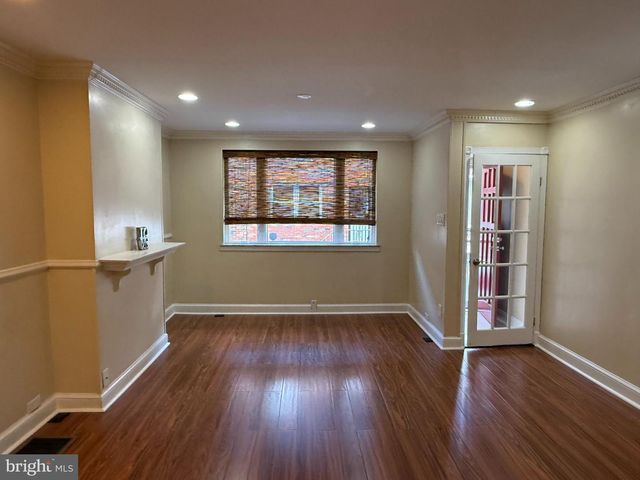 2527 S HICKS ST, Philadelphia, PA 19145