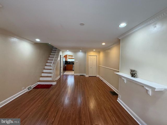 2527 S HICKS ST, Philadelphia, PA 19145