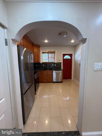 2527 S HICKS ST, Philadelphia, PA 19145