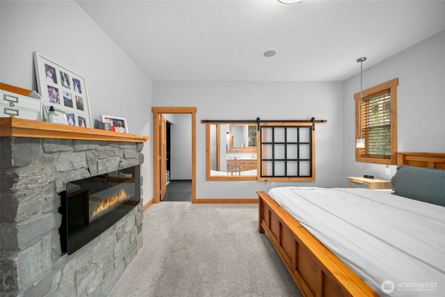 2535 Tuscany Lane, Malaga, WA 98828