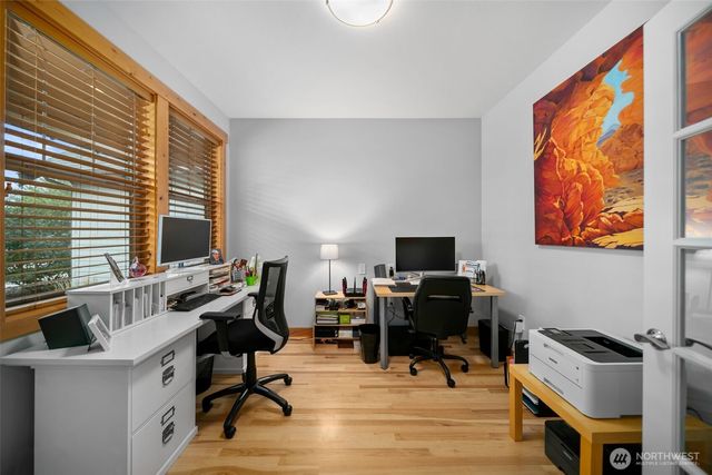 2535 Tuscany Lane, Malaga, WA 98828