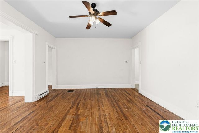 520 Scott, Stroudsburg, PA 18360