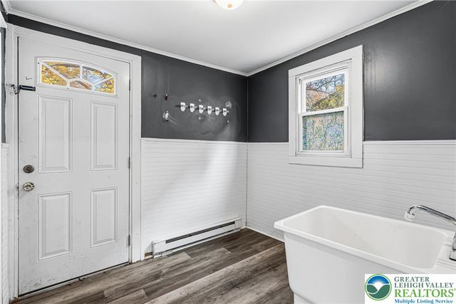 520 Scott, Stroudsburg, PA 18360