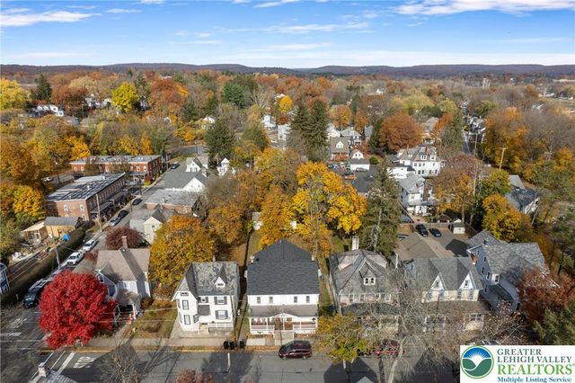 520 Scott, Stroudsburg, PA 18360