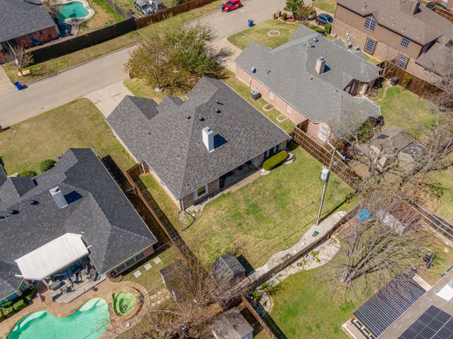 1612 Stratford Drive, Mansfield, TX 76063